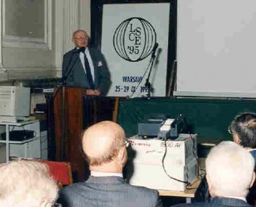 General lecture of IASS President,  Prof. S.J. Medwadowski.  In the front profs S.Kuś, Z.S.Makowski, S. Du Chateau 